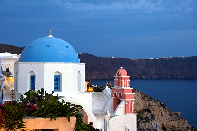 Egy hetes nyaralás júliusban az egyik legszebb görög szigeten, Santorinin!