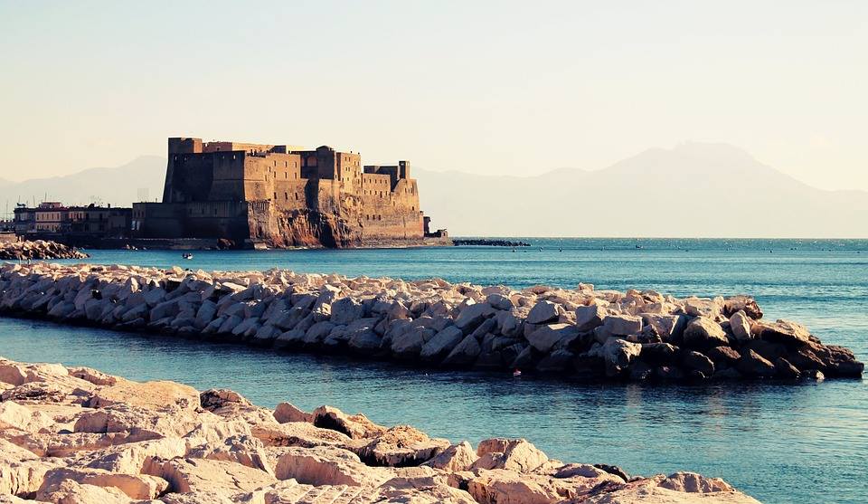 5 nap Nápolyban, szállással, reggelivel és repjeggyel! Látogass el Capri-ra és Pompei-be is!