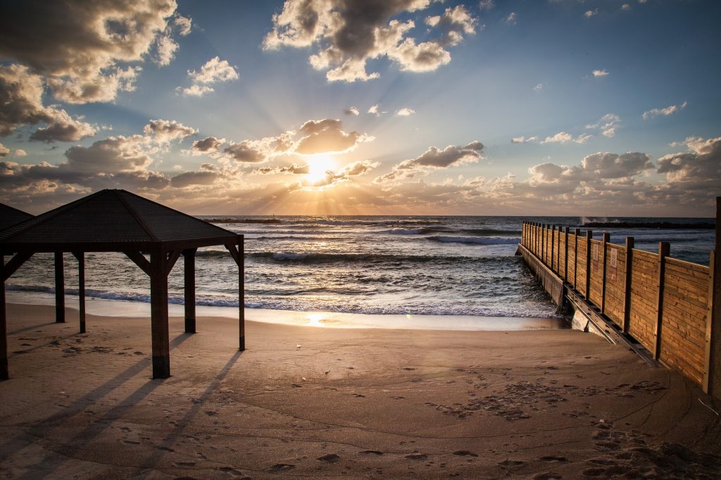Tölts el 5 napot Tel-Avivban, látogass el a Holt-tenger partjára, szállással és repjeggyel
