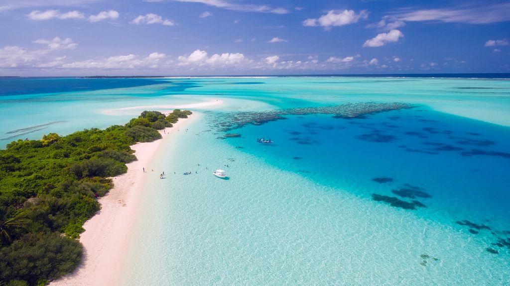 10 napos utazás a Maldív-szigetekre reggelis szállással 367.250 Ft-ért!