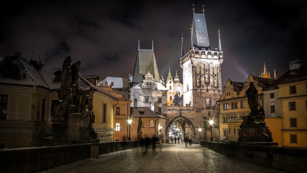 Látogass el Prágába Karácsony előtt, szállással és repjeggyel