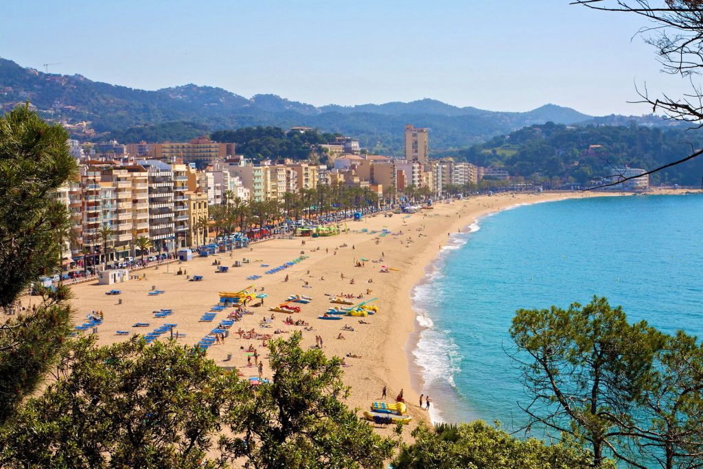 Egy hetes nyaralás Costa Brava-n, Lloret de Mar, szállással és repjeggyel: 69.600 Ft-ért!