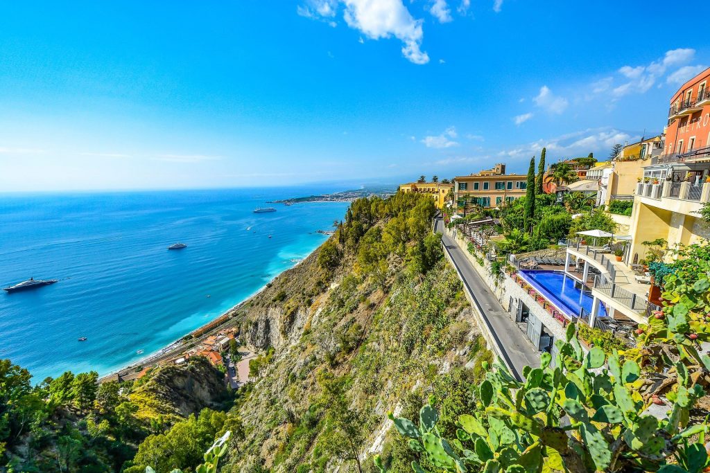 Látogass el Szicília gyöngyszemébe: Taormina-ba! Szállással és repjeggyel: 30.680 Ft-ért!