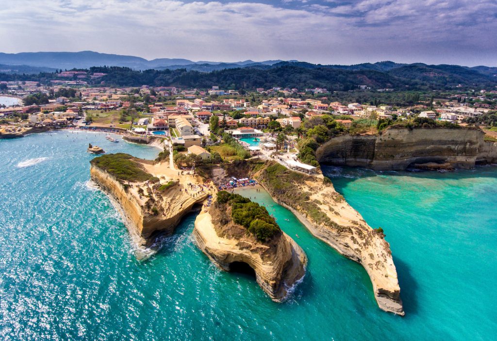 Egy hetes nyaralás Korfun közvetlen járattal, hotellel 76.380 FT-ért!