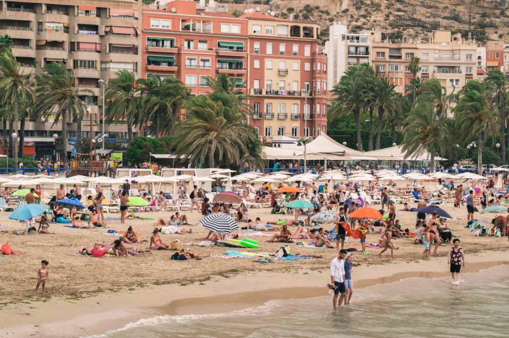 Irány a spanyol tengerpart: Egy hét Alicante nyáron 62.780 Ft-ért!