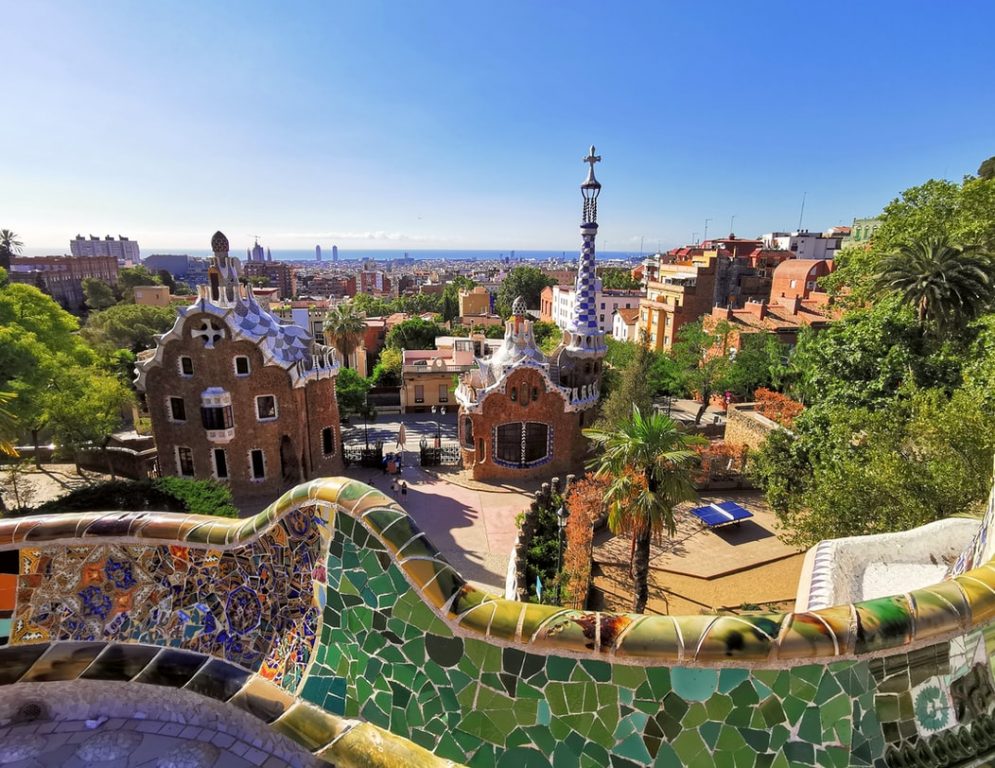 Városlátogatás: 4 napos utazás Barcelonába 61.075 Ft-ért!