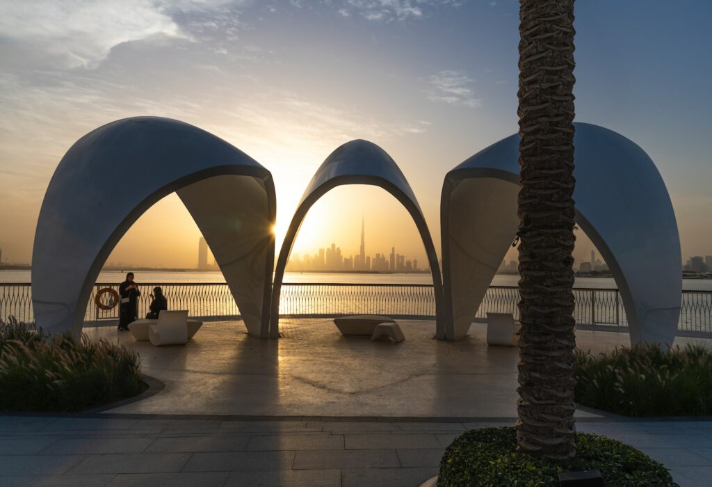 Egy hetes utazás Dubajba 4*-os Hilton hotelben, repülővel 108.000 Ft-ért!