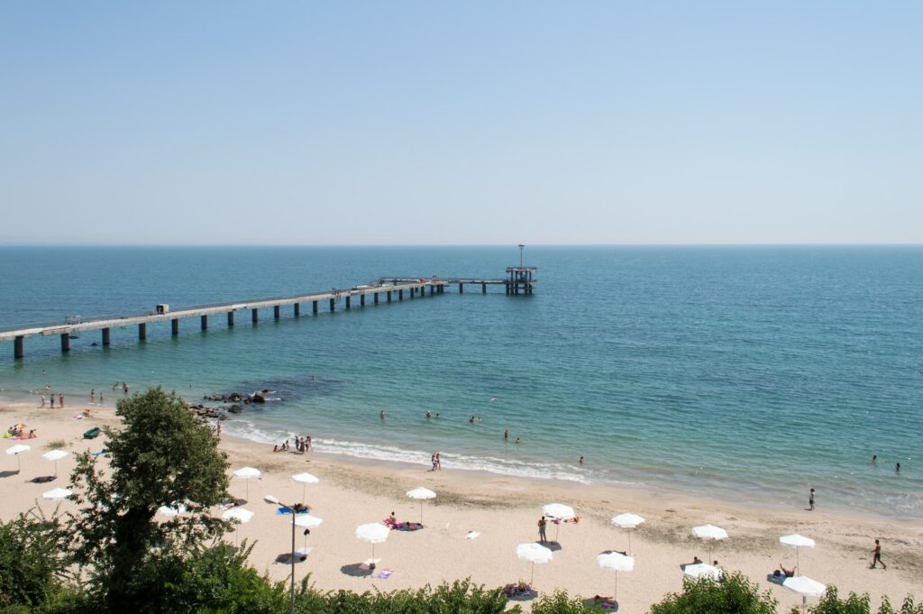 Egy hetes utazás a bolgár Napospartra tengerparti medencés hotellel, repülővel 62.700 Ft-tól!