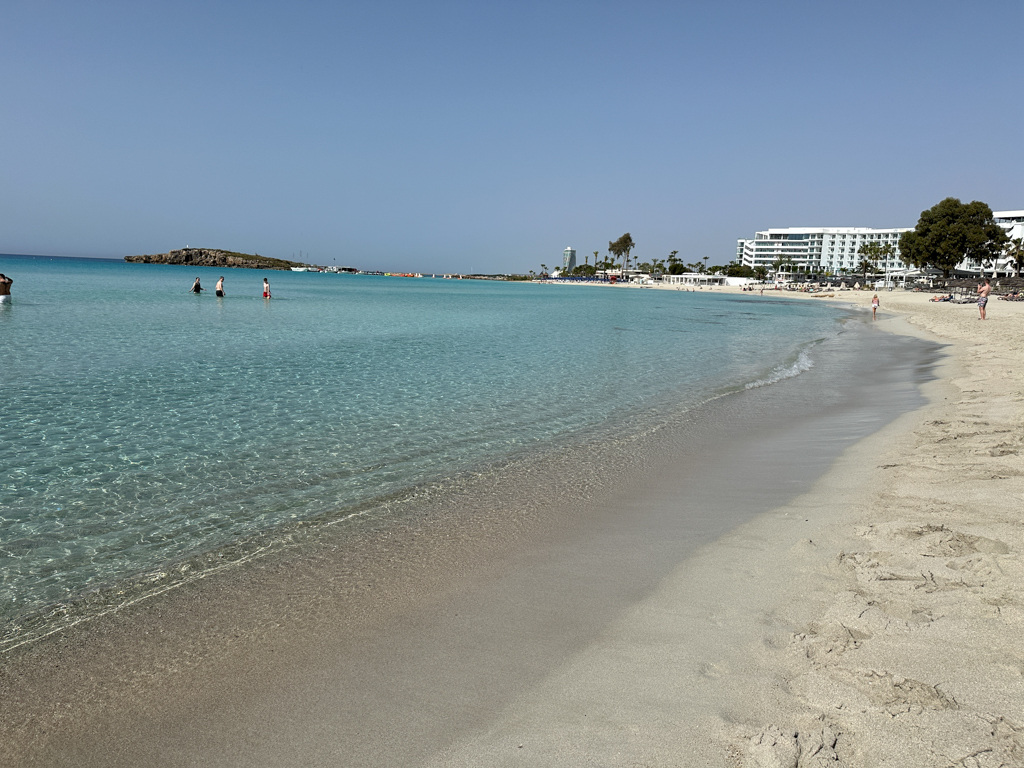 Ayia napa - Nissi Beach ciprusi előszezonban