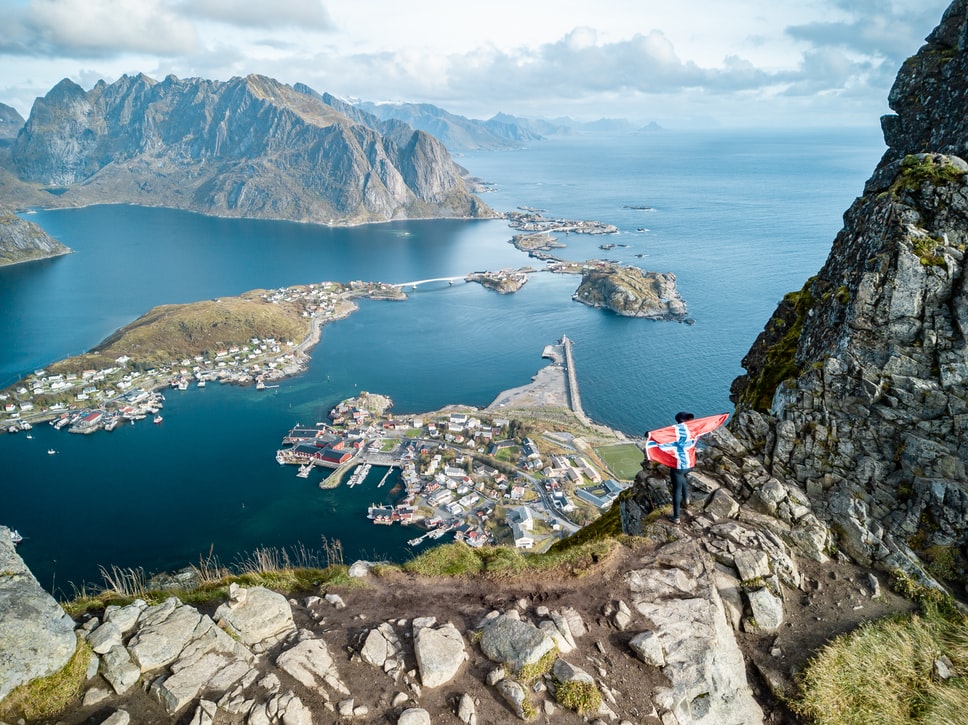 Micsoda? Kiváló retúr repülőjegy a lenyűgöző Lofoten-szigetekre 81.500 Ft-ért!