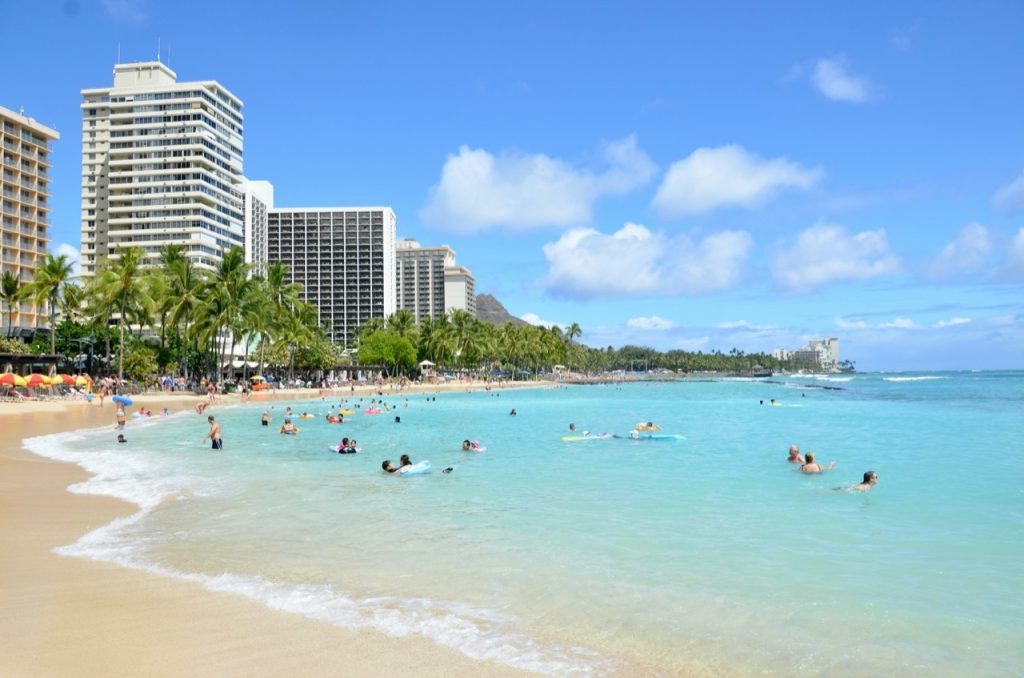 Retúr repülőjegy a világ egyik legnépszerűbb paradicsomába Hawaii-ra 312.500 Ft-ért!