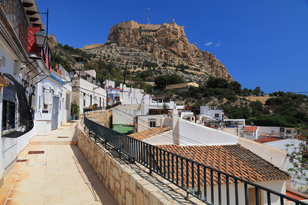 Barrio de Santa Cruz, Alicante top 10 látnivalójának egyike