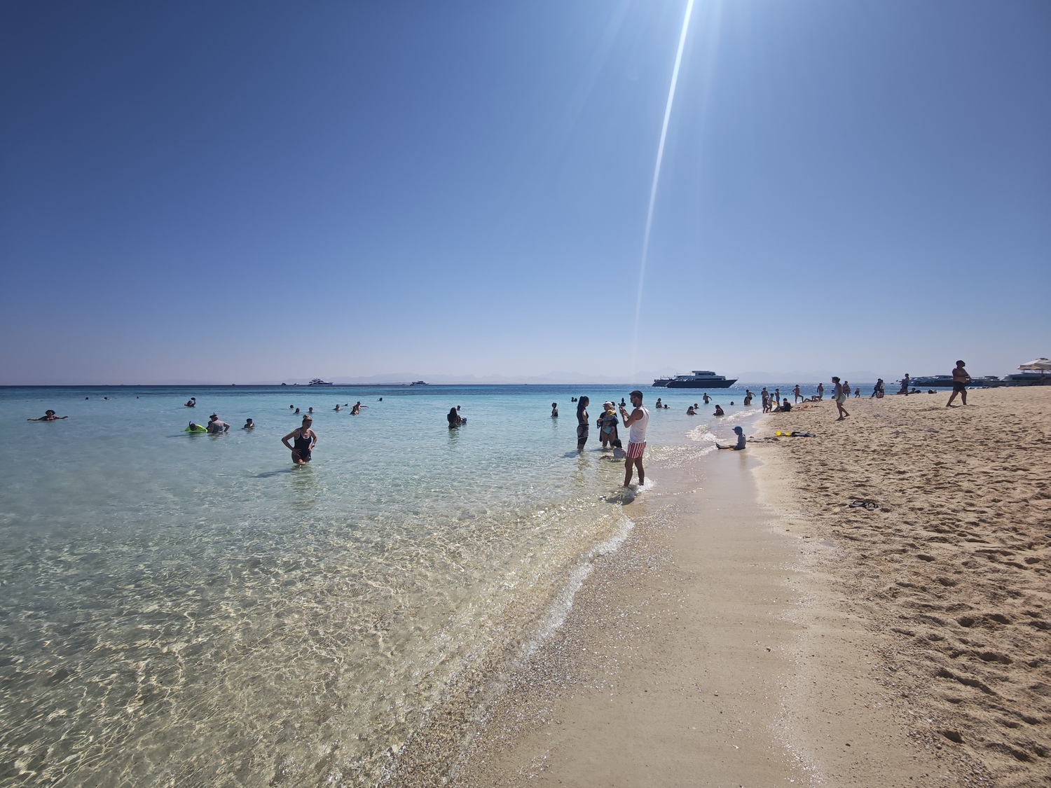 Hurghada élményei: Giftun-sziget, Orange Bay, delfinek, Hulu Beach és Grand Aquarium egy utazásban