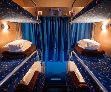 Töltsd az utazási időt ágyban alvással, minőségi vonaton!