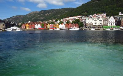 Városnézés Bergenben, hajóval a Sognefjord városai között