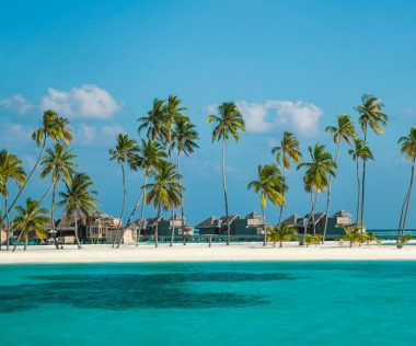 9 napos utazás a Maldív-szigetekre reggelis medencés szállással 373.900 Ft-ért!
