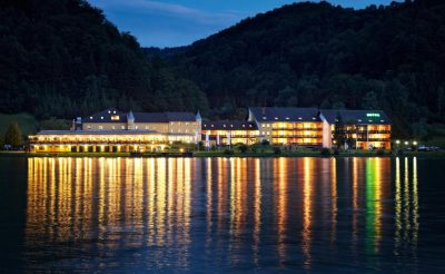 Páratlan panorámás 4*-os All Inclusive osztrák hotel kitűnő áron! Az őszi szünetben is foglalható!
