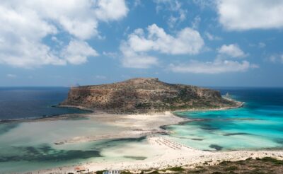 Egy hetes nyaralás Krétán 124.300 Ft-ért repülővel, medencés hotellel!