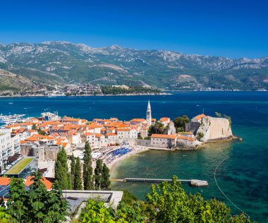 Egy hetes főszezoni nyaralás Montenegróban, Budvában 109.750 Ft-ért!