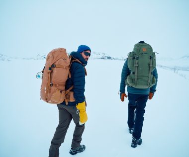 Bővül a félévszázados Expedition-kabátok kínálata, megújulnak a téli túranadrágok: bemutatkozik a Fjällräven új őszi-téli kollekciója