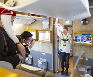 Az Emirates autizmussal élők számára szervezett repülési próbát a Liszt Ferenc Nemzetközi Repülőtéren