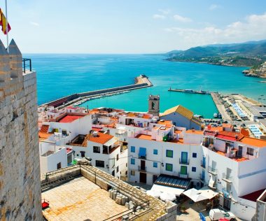 Olcsó és biztonságos nyaralás: 10db retúr repülőjegy 24.450 Ft alatt budapesti indulással!